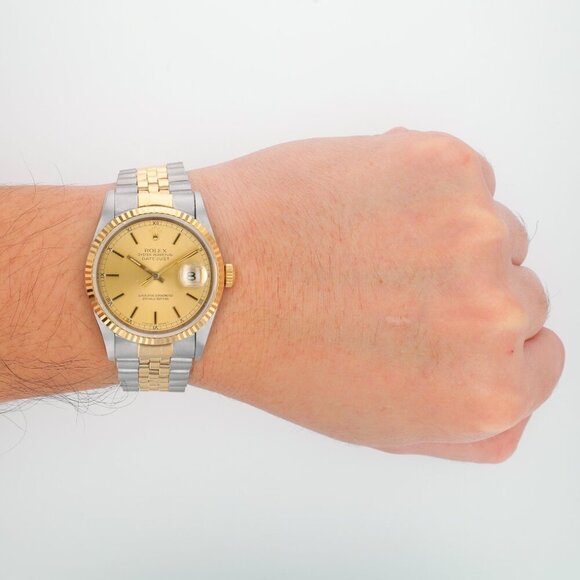 Rolex 16233 Datejust 36 mm Fluted Bezel Champagne Index Dial  Rolex Datejust  16233 36mm Champagne Index Dial Fluted Bezel  Jubilee Band